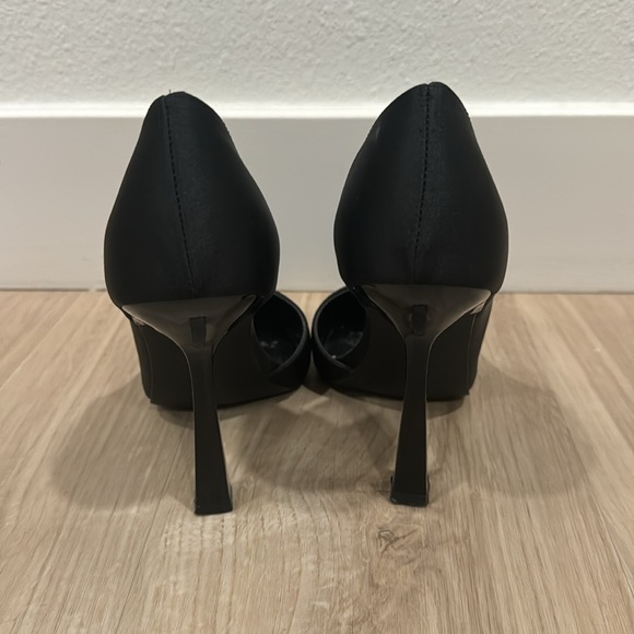Steve Madden black pointy toe Heels 7.5 - Picture 4 of 5